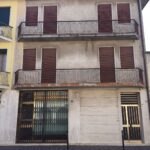 2 Appartamenti + Negozio