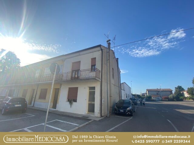 Blocco Immobiliare di 2 Appartamenti