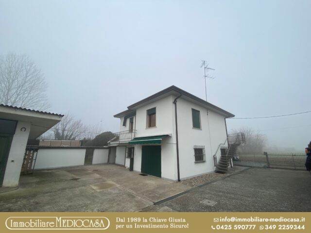 Casa Singola con lotto di terreno e annessi