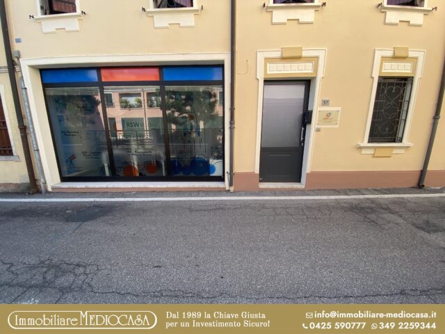 Ufficio/Negozio al piano terra in Centro Storico