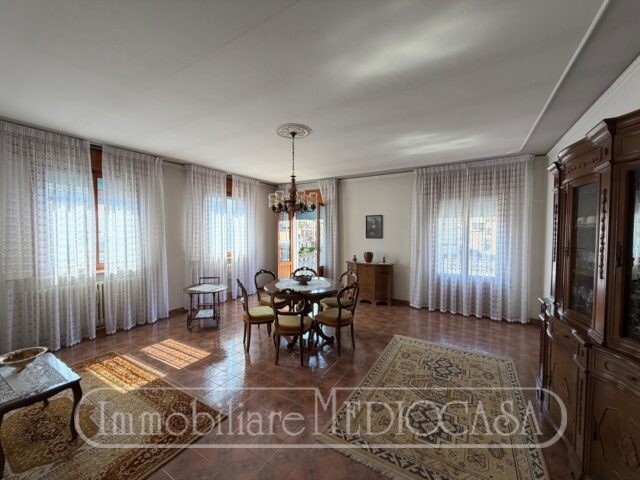 Appartamento in Centro con terrazzo e garage